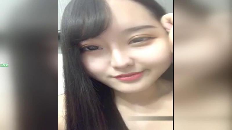 小姐姐平台漂亮美女美膩子收費大秀顔值高身材好自慰插穴很是誘人