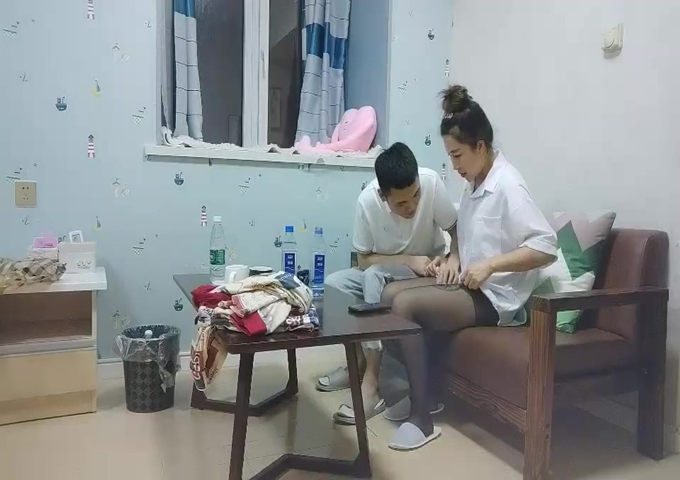 极品人妻搭配极品叫床呻吟作为女人太爽了