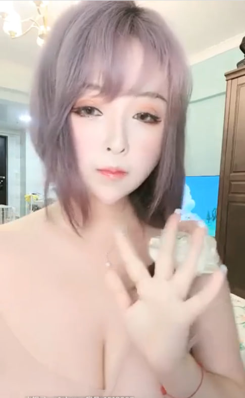 巨乳粉穴超美S型身材美女ZW非常刺激-siw