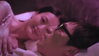 [香港] 三級電影《一路向西》 經典床戰~王李丹妮激情大尺度啪啪！
