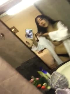 高顏值越韓混血美女自拍福利視頻第三部浴室浴缸全裸自摸
